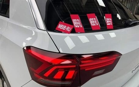 Volkswagen T-Roc I, 2022 год, 1 990 000 рублей, 6 фотография