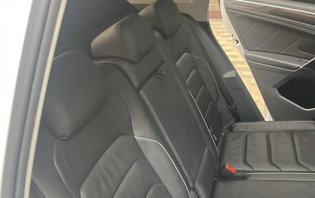 Volkswagen Tiguan II, 2018 год, 3 590 000 рублей, 19 фотография