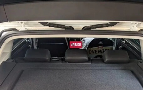 Volkswagen Tiguan II, 2018 год, 3 590 000 рублей, 8 фотография