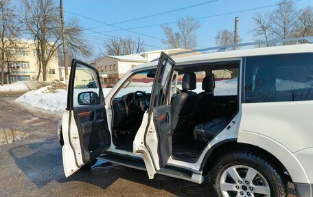 Mitsubishi Pajero IV, 2008 год, 1 350 000 рублей, 7 фотография