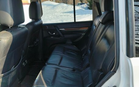 Mitsubishi Pajero IV, 2008 год, 1 350 000 рублей, 14 фотография