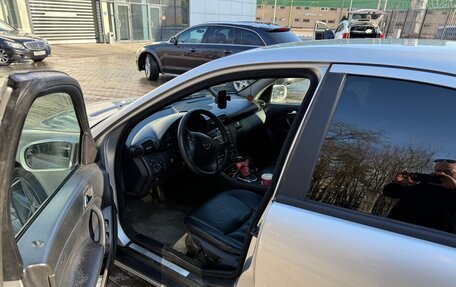 Mercedes-Benz C-Класс, 2005 год, 500 000 рублей, 3 фотография