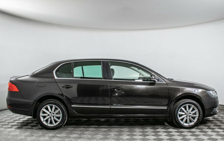 Skoda Superb III рестайлинг, 2014 год, 1 070 000 рублей, 4 фотография