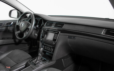 Skoda Superb III рестайлинг, 2014 год, 1 070 000 рублей, 9 фотография