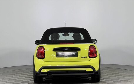 MINI Cabrio, 2021 год, 2 800 000 рублей, 11 фотография