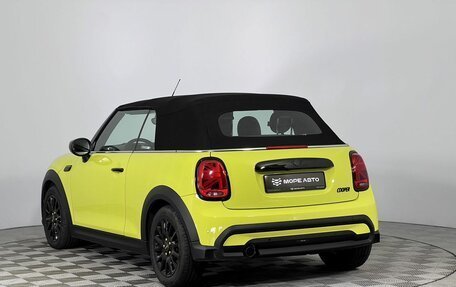 MINI Cabrio, 2021 год, 2 800 000 рублей, 13 фотография