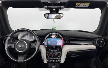 MINI Cabrio, 2021 год, 2 800 000 рублей, 22 фотография