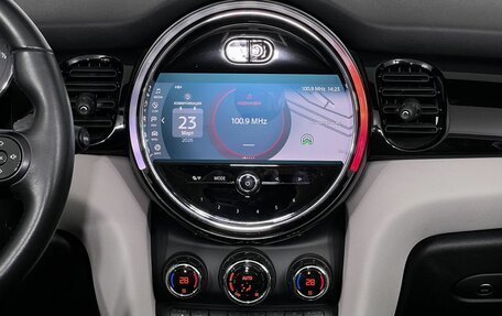 MINI Cabrio, 2021 год, 2 800 000 рублей, 23 фотография