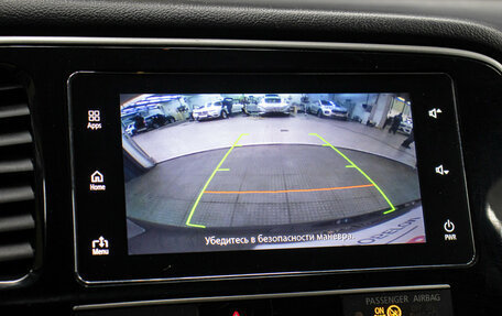 Mitsubishi Outlander III рестайлинг 3, 2018 год, 2 098 000 рублей, 20 фотография