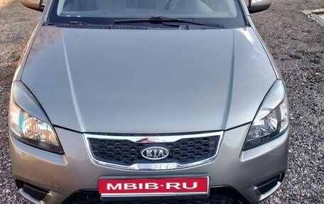 KIA Rio II, 2010 год, 600 000 рублей, 1 фотография