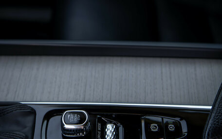 Volvo XC60 II, 2021 год, 4 378 000 рублей, 11 фотография