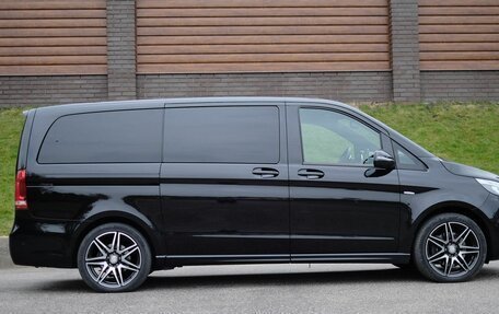 Mercedes-Benz V-Класс, 2016 год, 5 400 000 рублей, 4 фотография