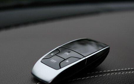 Mercedes-Benz V-Класс, 2016 год, 5 400 000 рублей, 12 фотография