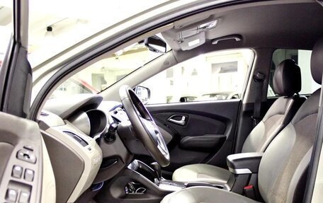 Hyundai ix35 I рестайлинг, 2011 год, 1 150 000 рублей, 7 фотография