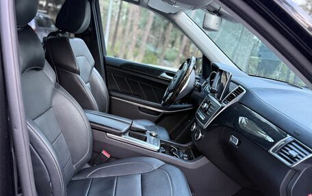 Mercedes-Benz GL-Класс, 2014 год, 4 500 000 рублей, 3 фотография