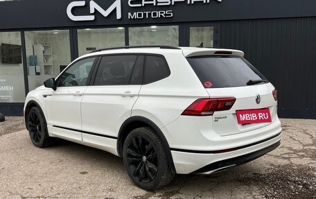 Volkswagen Tiguan II, 2021 год, 2 745 000 рублей, 3 фотография