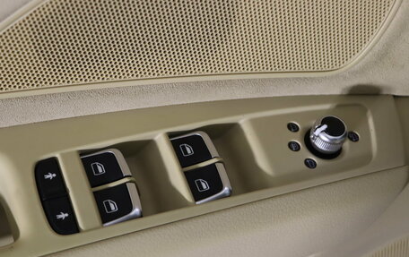 Audi A8, 2012 год, 1 949 990 рублей, 13 фотография