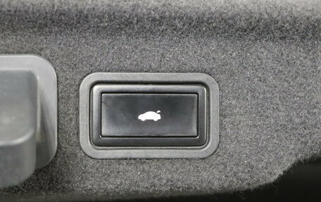 Audi A8, 2012 год, 1 949 990 рублей, 28 фотография