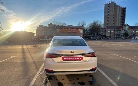 Lexus ES VII, 2021 год, 4 500 000 рублей, 6 фотография