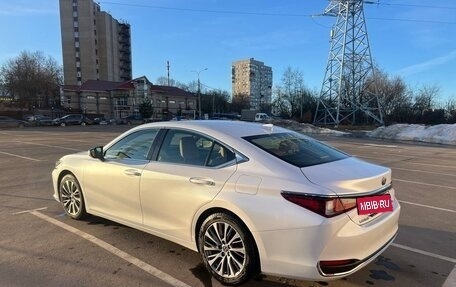 Lexus ES VII, 2021 год, 4 500 000 рублей, 7 фотография