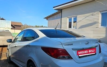 Hyundai Solaris II рестайлинг, 2015 год, 830 000 рублей, 6 фотография