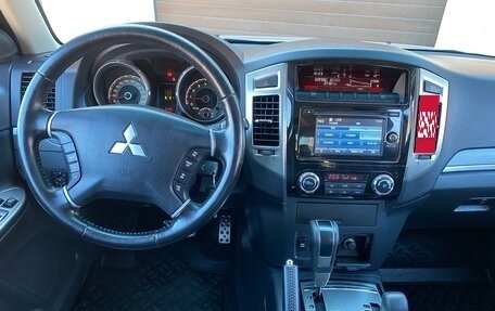 Mitsubishi Pajero IV, 2014 год, 2 895 000 рублей, 11 фотография