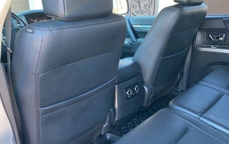 Mitsubishi Pajero IV, 2014 год, 2 895 000 рублей, 17 фотография