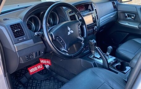 Mitsubishi Pajero IV, 2014 год, 2 895 000 рублей, 13 фотография