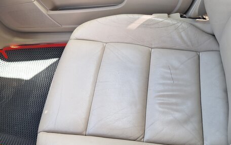 Audi A6, 2004 год, 700 000 рублей, 13 фотография