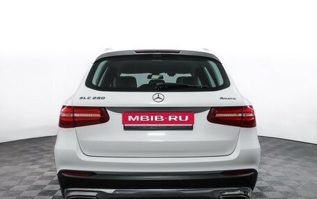 Mercedes-Benz GLC, 2017 год, 3 190 000 рублей, 6 фотография