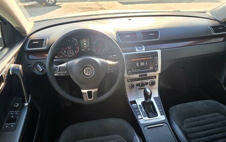 Volkswagen Passat B7, 2012 год, 1 390 000 рублей, 6 фотография
