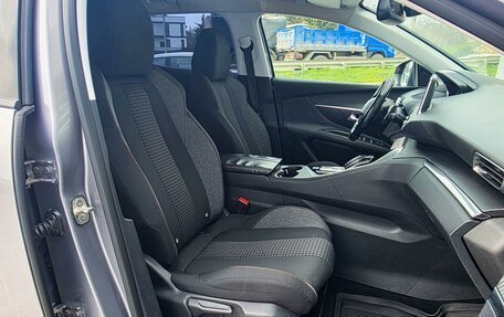 Peugeot 3008 II, 2017 год, 1 850 000 рублей, 8 фотография