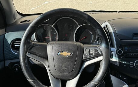 Chevrolet Cruze II, 2013 год, 590 000 рублей, 10 фотография
