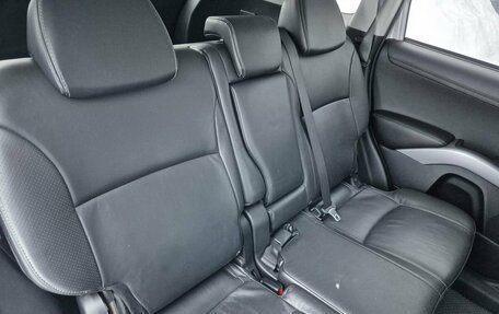 Mitsubishi Outlander III рестайлинг 3, 2011 год, 1 249 000 рублей, 11 фотография