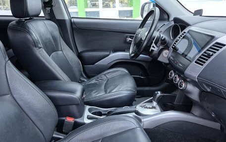 Mitsubishi Outlander III рестайлинг 3, 2011 год, 1 249 000 рублей, 10 фотография