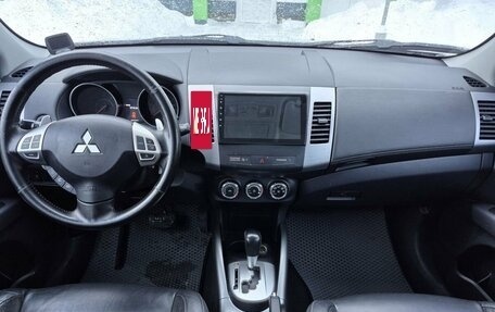 Mitsubishi Outlander III рестайлинг 3, 2011 год, 1 249 000 рублей, 9 фотография