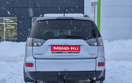Mitsubishi Outlander III рестайлинг 3, 2011 год, 1 249 000 рублей, 6 фотография