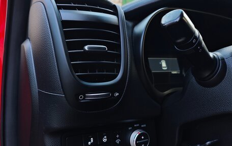 KIA Soul II рестайлинг, 2017 год, 1 690 000 рублей, 2 фотография