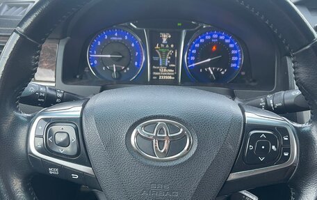 Toyota Camry, 2017 год, 1 850 000 рублей, 5 фотография