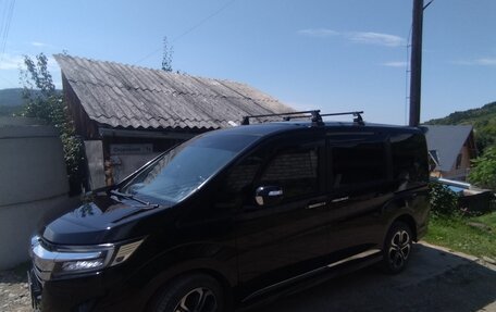 Honda Stepwgn IV, 2017 год, 2 170 000 рублей, 2 фотография