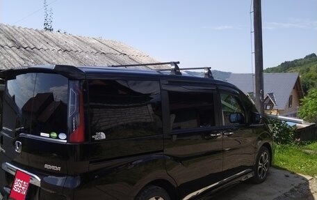 Honda Stepwgn IV, 2017 год, 2 170 000 рублей, 5 фотография