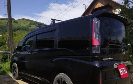 Honda Stepwgn IV, 2017 год, 2 170 000 рублей, 4 фотография