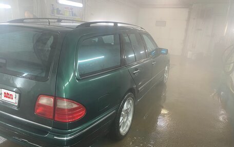 Mercedes-Benz E-Класс, 1998 год, 499 000 рублей, 2 фотография