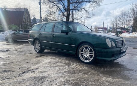 Mercedes-Benz E-Класс, 1998 год, 499 000 рублей, 5 фотография