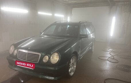 Mercedes-Benz E-Класс, 1998 год, 499 000 рублей, 4 фотография