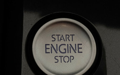 Volkswagen Tiguan II, 2018 год, 3 090 000 рублей, 24 фотография