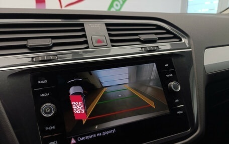 Volkswagen Tiguan II, 2018 год, 3 090 000 рублей, 20 фотография