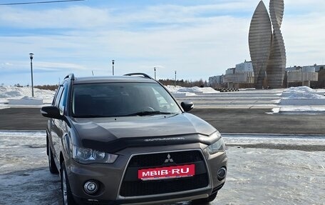Mitsubishi Outlander III рестайлинг 3, 2011 год, 1 350 000 рублей, 1 фотография