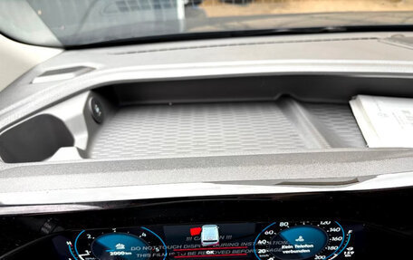 Volkswagen Caravelle, 2026 год, 10 500 000 рублей, 9 фотография