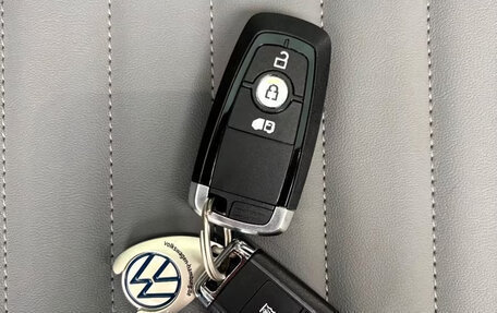 Volkswagen Caravelle, 2026 год, 10 500 000 рублей, 15 фотография